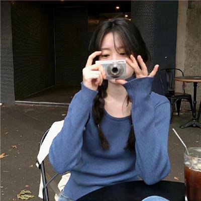 绿茵场外